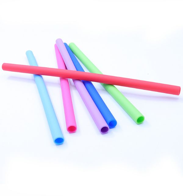 硅膠制品廠選外地的好不好？