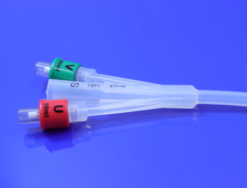 子宮擴(kuò)張球囊和導(dǎo)尿管哪個(gè)更適用與分娩？