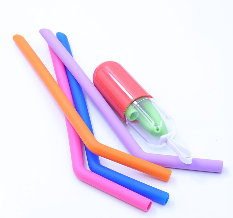 硅膠吸管能不能用熱水燙呢？用熱水燙可以進行殺菌嗎？