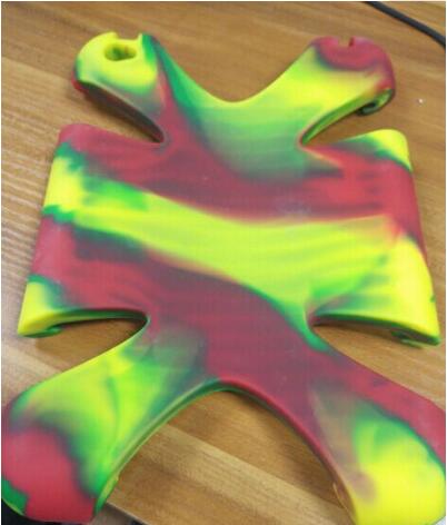 硅膠制品是怎么做到漸變色的？