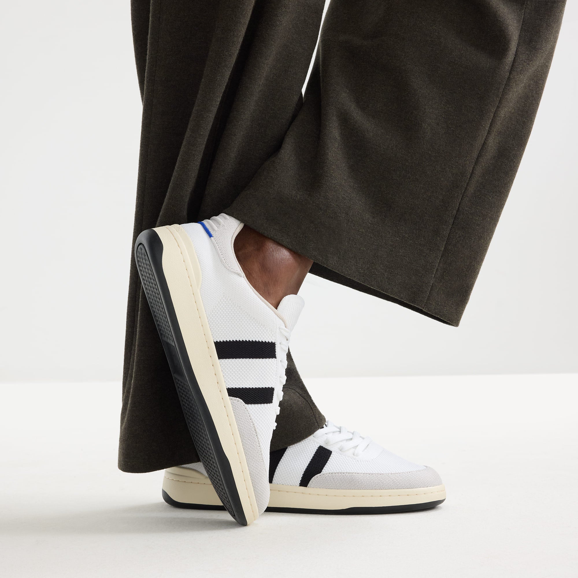 The Men's Court Sneaker - Black Drift