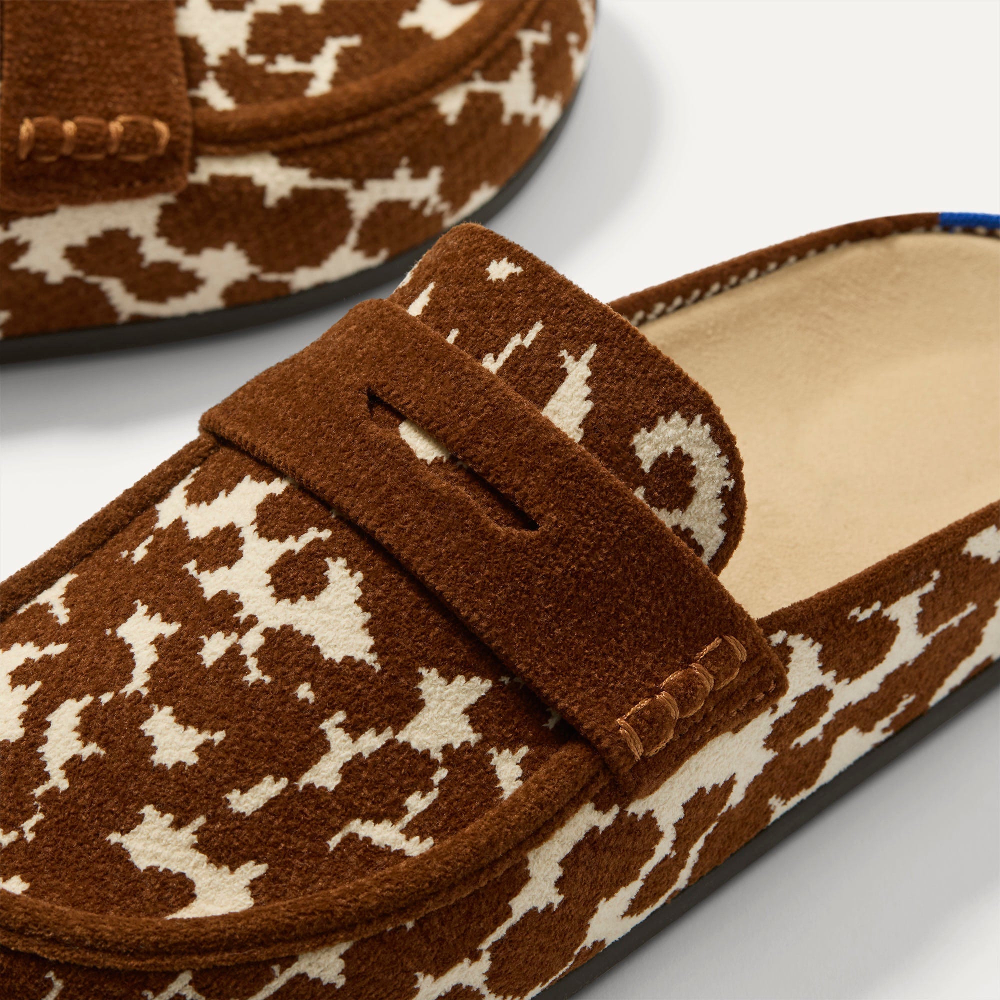 The Penny Clog - ReVelvet™ Rodeo Torte